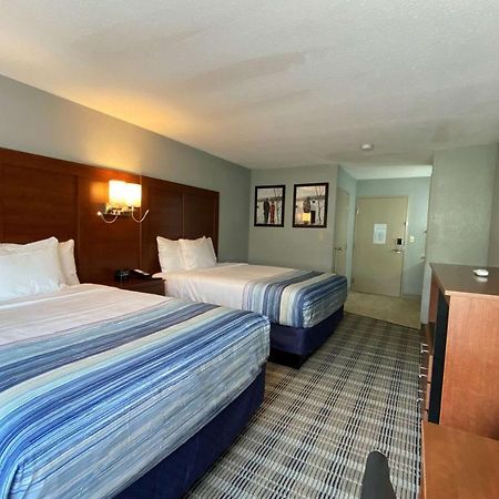 Americinn By Wyndham Williamsburg Экстерьер фото