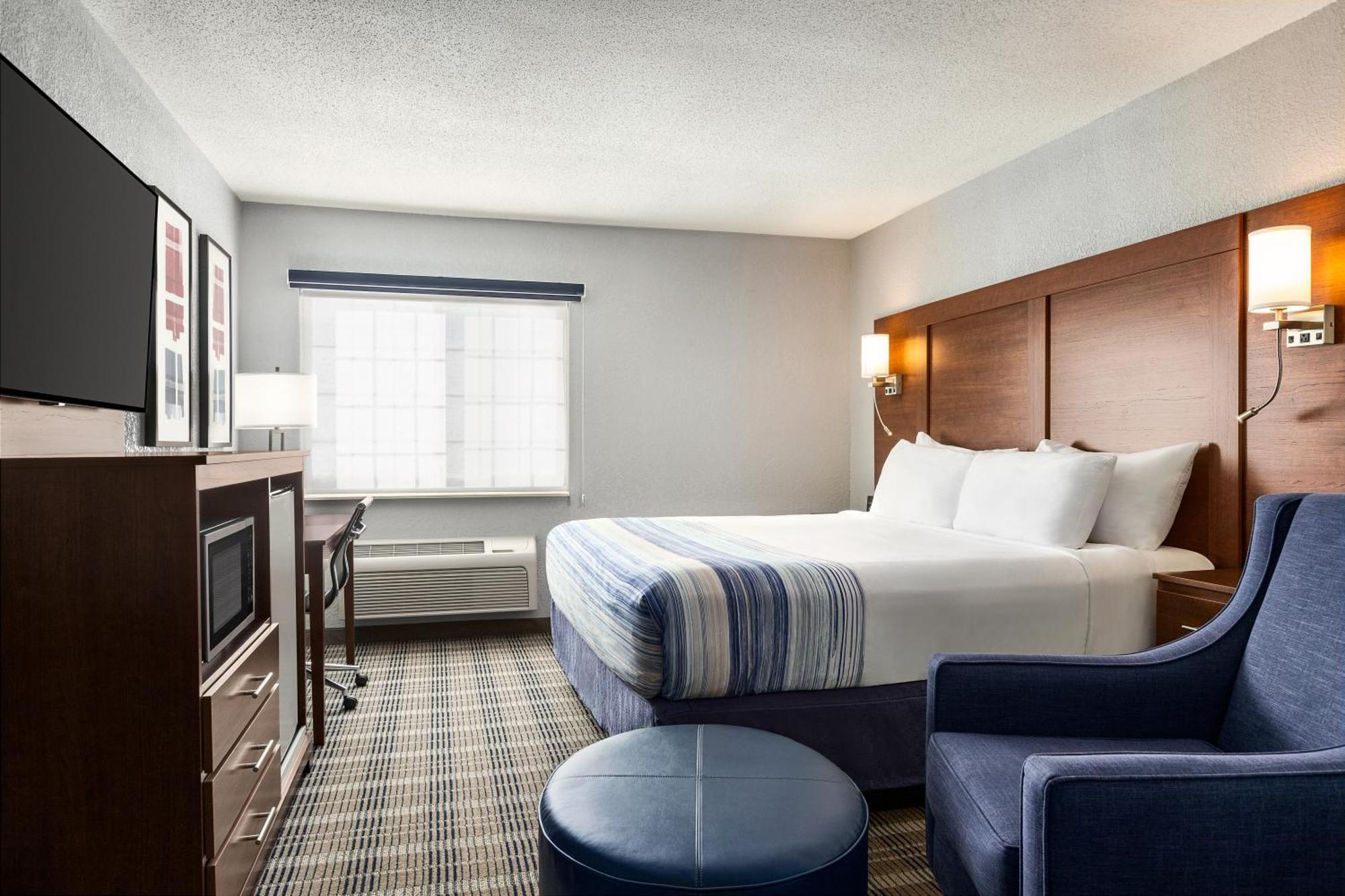 Americinn By Wyndham Williamsburg Экстерьер фото